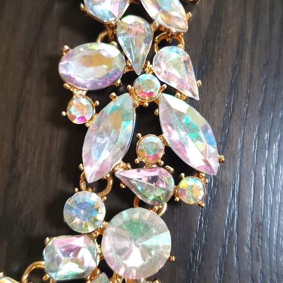 Eye Candy  Crystal Cluster Collar Necklace - Picture 2 of 4